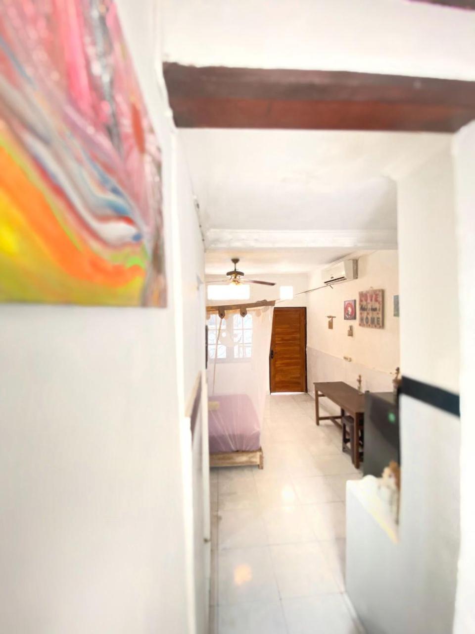 Kris Kos Hotel Canggu Екстериор снимка