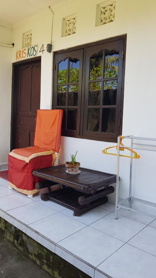 Kris Kos Hotel Canggu Екстериор снимка