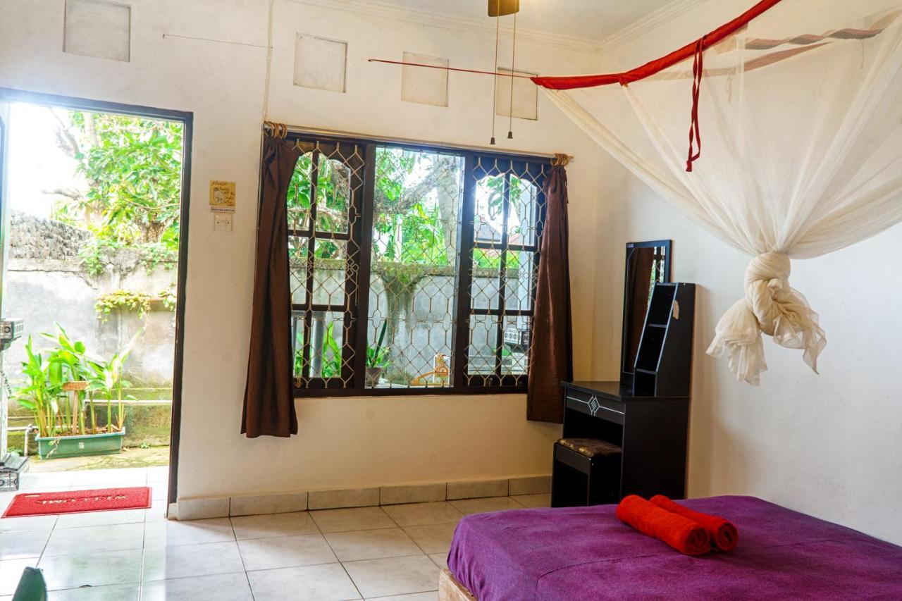 Kris Kos Hotel Canggu Екстериор снимка