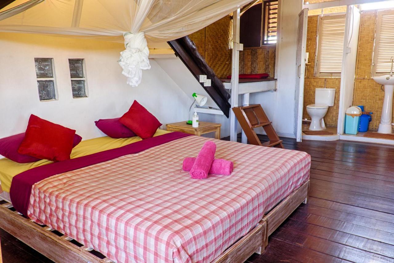 Kris Kos Hotel Canggu Екстериор снимка