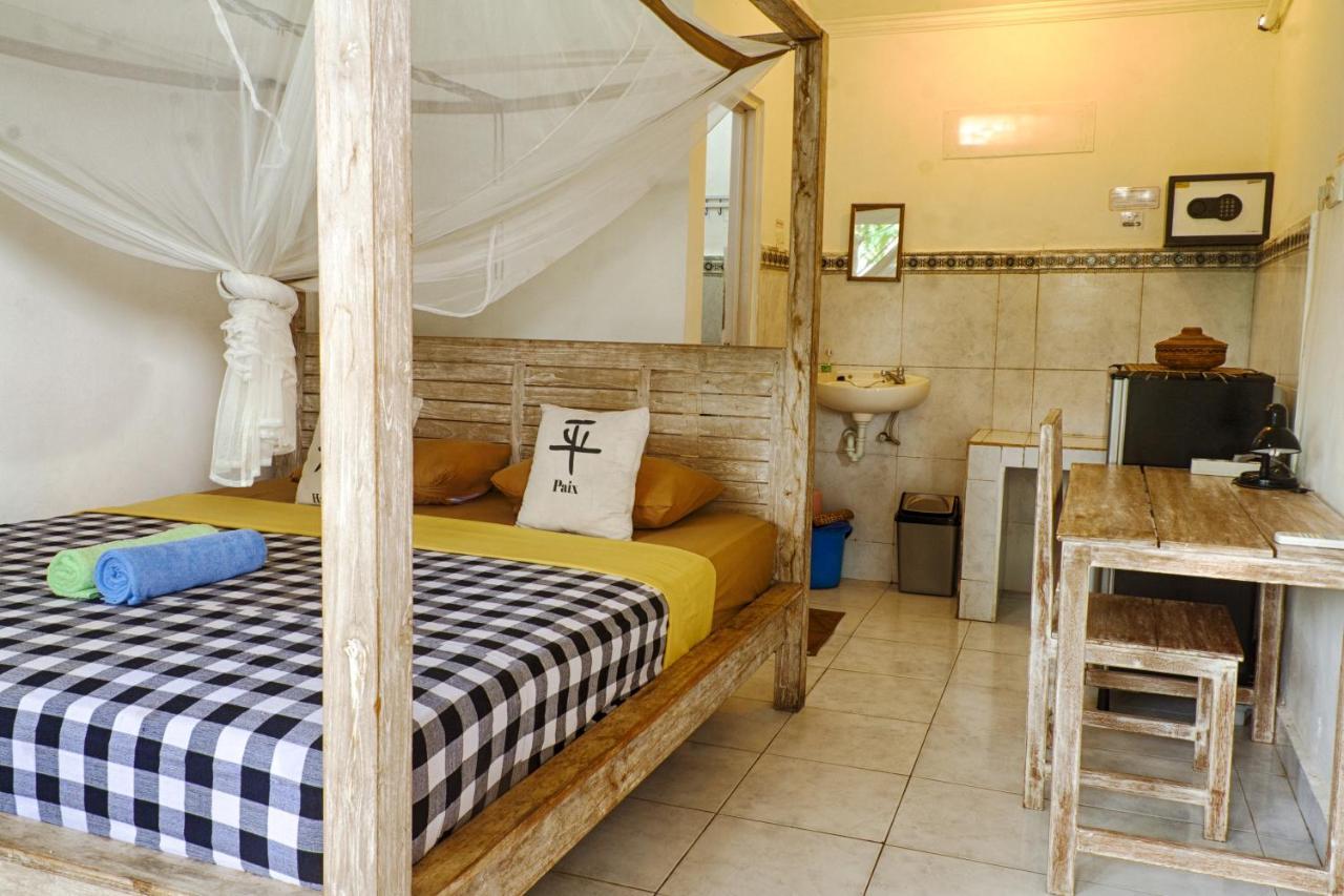 Kris Kos Hotel Canggu Екстериор снимка